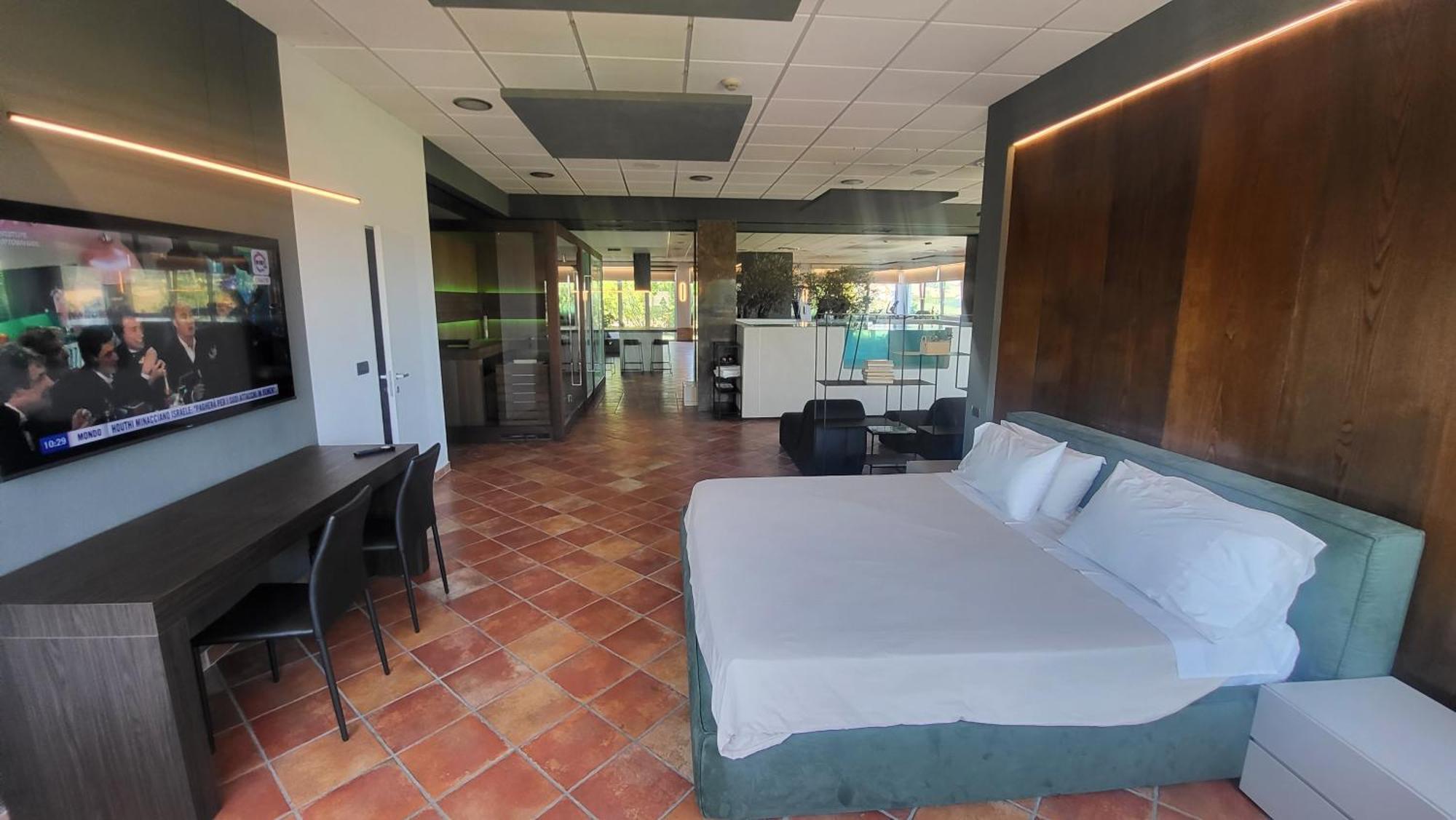 Bellavista Suite Spa Staffolo Exterior foto